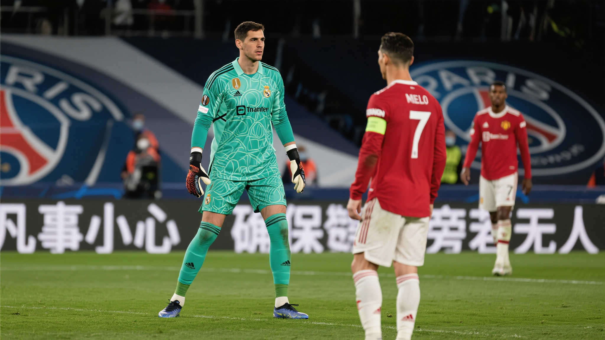 库尔图瓦:期待与皇马续约;盛赞赫伊森聪明才俊 不过,在如今竞争激烈且财务压力巨大的环境中,任何一